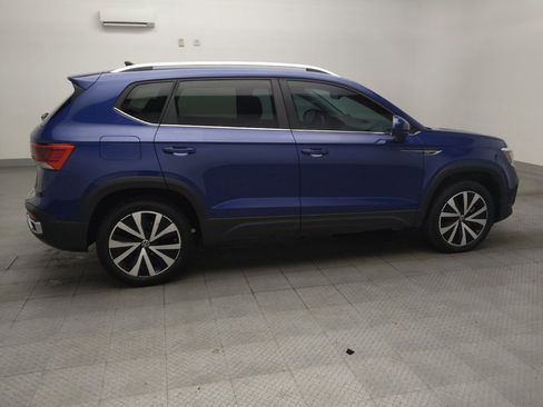 Used 2023 Volkswagen Taos SE FWD image 10