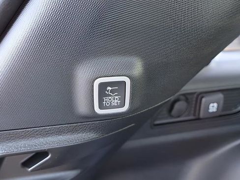 New 2025 Jeep Grand Cherokee Limited image 26