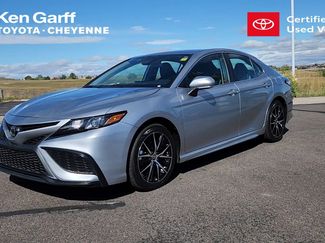 Used 2024 Toyota Camry SE image 1
