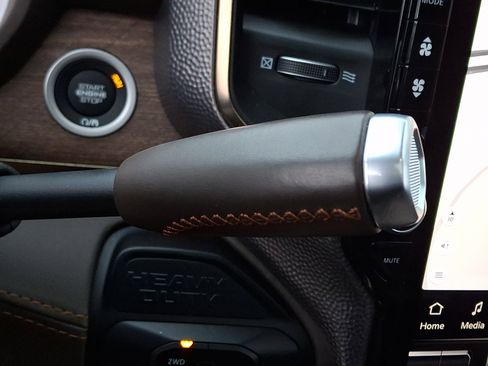 Used 2025 RAM 2500 Limited image 15