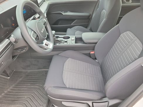 New 2026 Kia K5 LXS image 3
