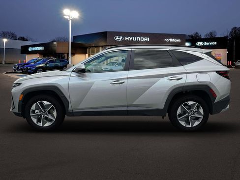 New 2026 Hyundai Tucson SEL image 3