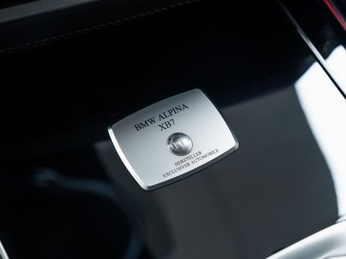 Used 2025 BMW ALPINA XB7 image 15