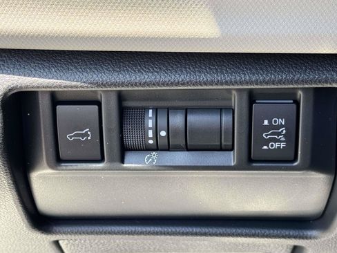 Used 2025 Subaru Forester Limited w/ Popular Package #2 AWD/4WD image 22