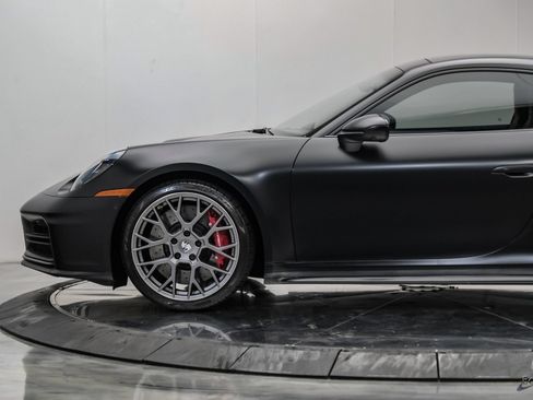 Used 2025 Porsche 911 Carrera S RWD image 7