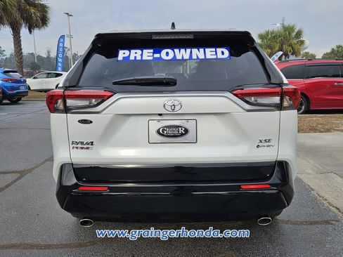 Used 2025 Toyota RAV4 XSE image 4