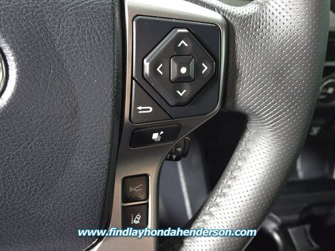 Used 2019 Toyota Tacoma SR5 AWD/4WD image 26
