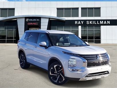 Used 2024 Mitsubishi Outlander SE