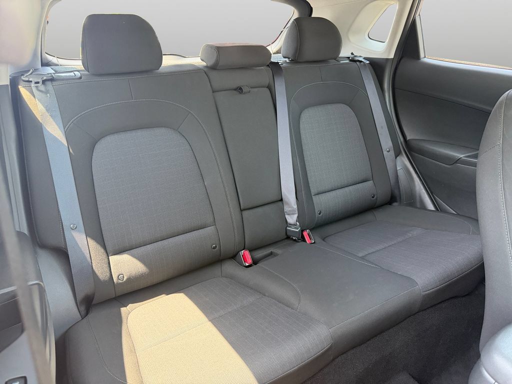Used 2023 Hyundai Kona SEL AWD/4WD image 21