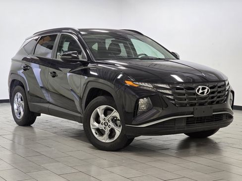 Used 2023 Hyundai Tucson SEL image 2