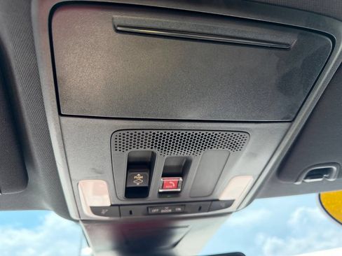 Used 2025 Honda Civic Sport image 25