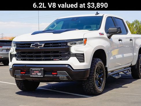 Used 2023 Chevrolet Silverado 1500 LT Trail Boss w/ Convenience Package II AWD/4WD image 3