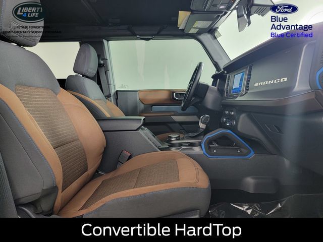 Certified 2023 Ford Bronco Outer Banks w/ Sasquatch Package AWD/4WD image 18