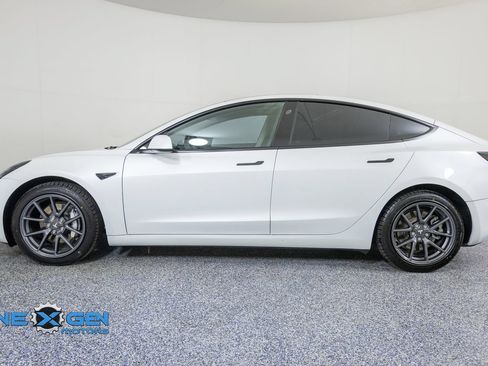 Used 2023 Tesla Model 3 Standard Range RWD image 4