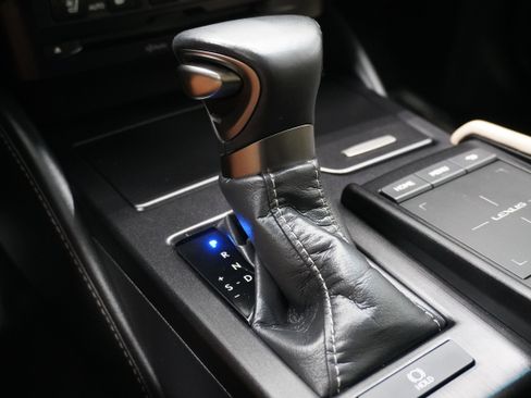 Used 2019 Lexus ES 350 image 23