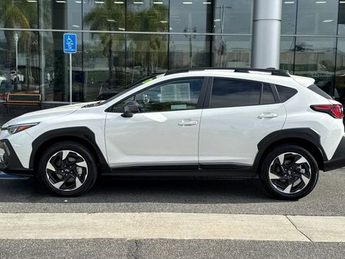 Used 2025 Subaru Crosstrek 2.5i Limited w/ Crosstrek Mirror Package AWD/4WD image 9
