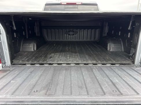 Used 2021 Chevrolet Silverado 1500 RST w/ Convenience Package II AWD/4WD image 22