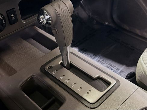 Used 2019 Nissan Frontier SV image 23