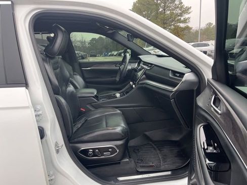 Used 2021 Jeep Grand Cherokee L Overland w/ Advanced Protech Group III image 40