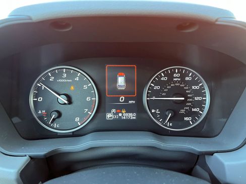 Used 2024 Subaru Crosstrek 2.5i Limited w/ Popular Package #4A image 23