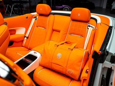 Used 2020 Rolls-Royce Dawn RWD image 26