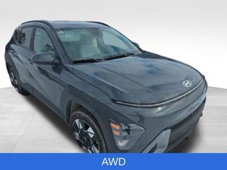 Used 2025 Hyundai Kona SEL video 3
