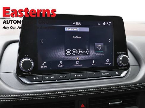 Used 2023 Nissan Rogue SV AWD/4WD image 18