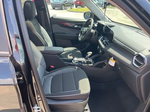 New 2026 Chevrolet TrailBlazer LT w/ Convenience Package image 31