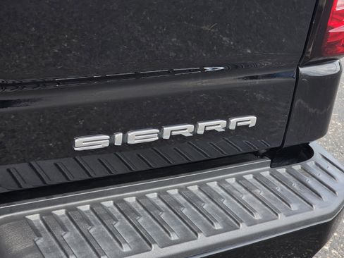 Used 2023 GMC Sierra 1500 Denali Ultimate AWD/4WD image 8