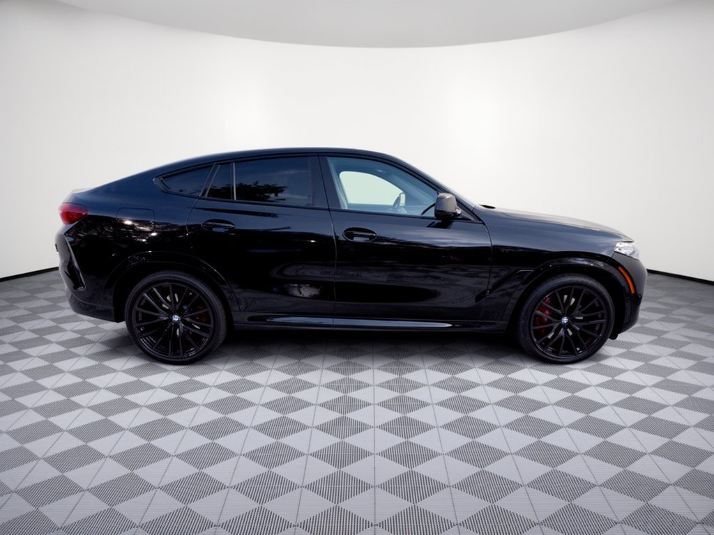 Used 2025 BMW X6 xDrive40i w/ Climate Comfort Package AWD/4WD image 8