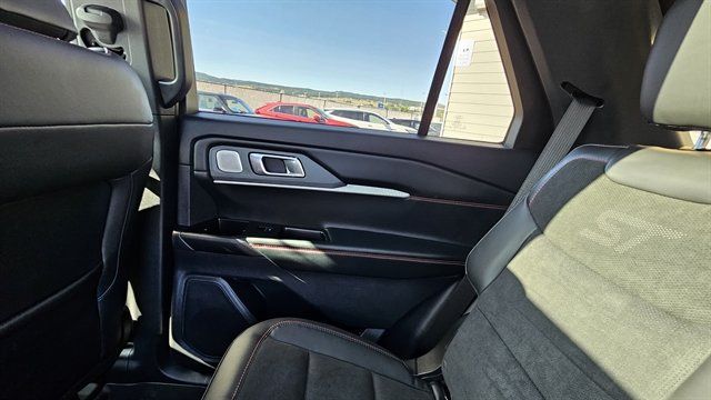 Used 2026 Ford Explorer ST AWD/4WD image 31