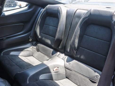 Used 2022 Ford Mustang Shelby GT500 w/ Technology Package RWD image 19