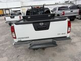 Used 2014 Nissan Frontier SV image 4