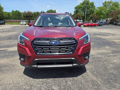 Used 2023 Subaru Forester Limited w/ Popular Package #2 AWD/4WD image 4