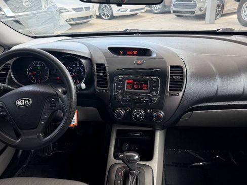 Used 2015 Kia Forte LX FWD image 13