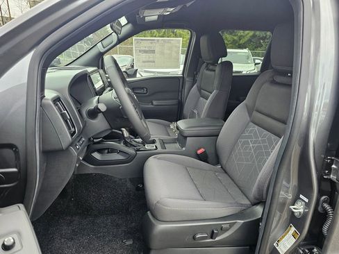 New 2026 Nissan Frontier SV w/ SV Convenience Package image 18