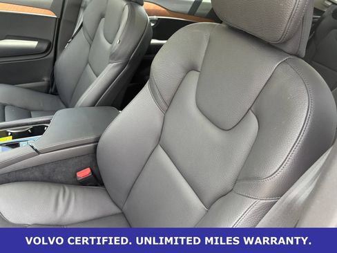 Certified 2024 Volvo XC90 T8 Plus w/ Protection Package Premier AWD/4WD image 24
