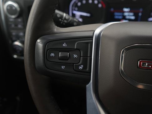 Used 2019 GMC Sierra 1500 SLT image 24