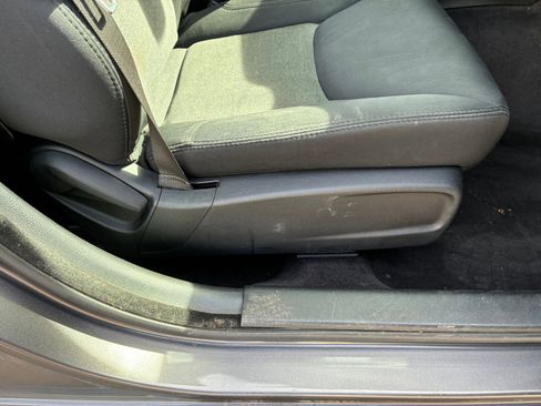 Used 2018 Chrysler 300 Touring w/ Sport Appearance Package image 27