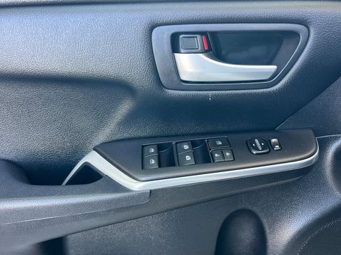 Certified 2016 Toyota Camry SE w/ Protection Package (Q1) FWD image 11