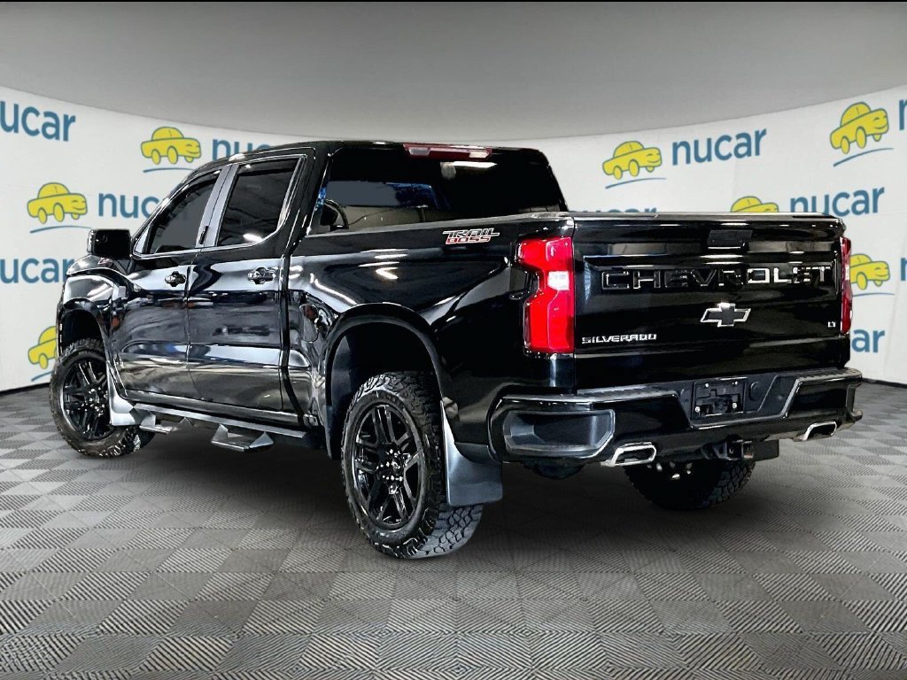 Used 2022 Chevrolet Silverado 1500 LT Trail Boss w/ Bed Protection Package AWD/4WD image 4