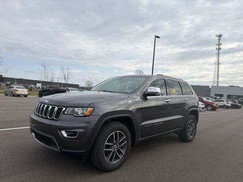Used 2018 Jeep Grand Cherokee Limited image 1