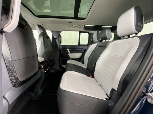 New 2026 Land Rover Defender 110 OCTA AWD/4WD image 5