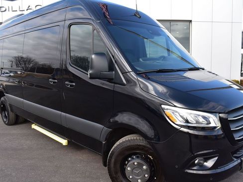 Used 2024 Mercedes-Benz Sprinter 3500 w/ Parking Package image 8