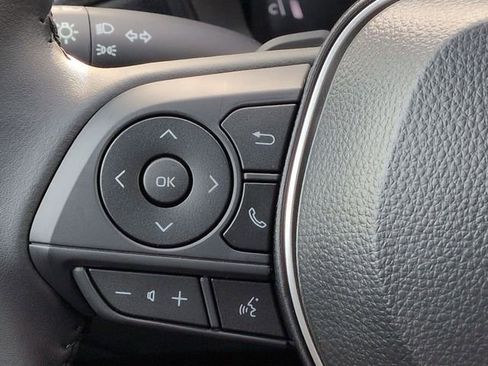 Certified 2026 Toyota Corolla Cross SE image 17