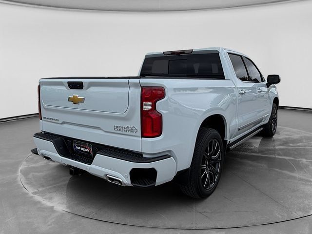 Used 2026 Chevrolet Silverado 1500 High Country AWD/4WD image 3