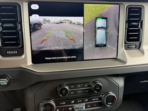 Used 2025 Ford Bronco Outer Banks AWD/4WD image 19