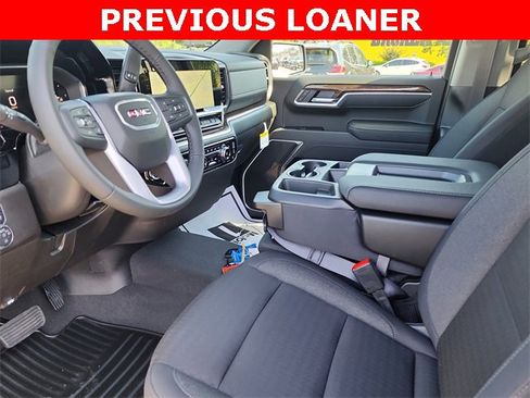 New 2026 GMC Sierra 1500 Elevation image 14