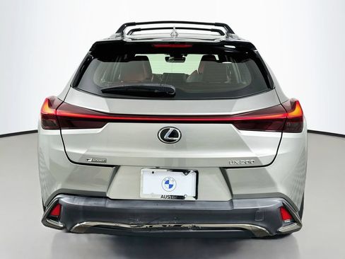 Used 2019 Lexus UX 200 F Sport FWD image 6