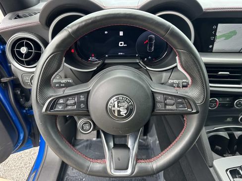 Used 2024 Alfa Romeo Stelvio AWD image 25
